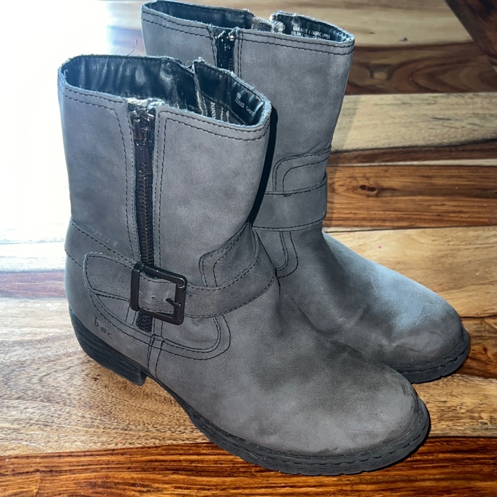 BOC Gray Women's Ankle Boots size 6m